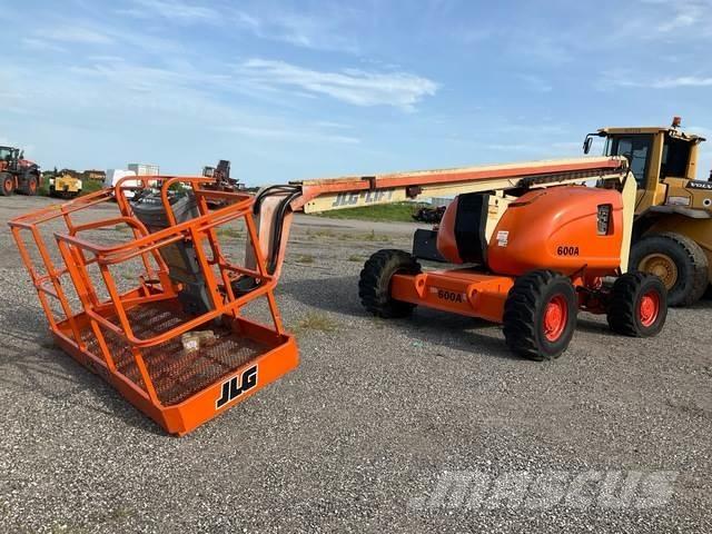 JLG 600A Knikarmhoogwerkers