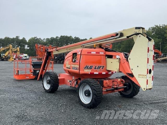 JLG 600AJ Knikarmhoogwerkers