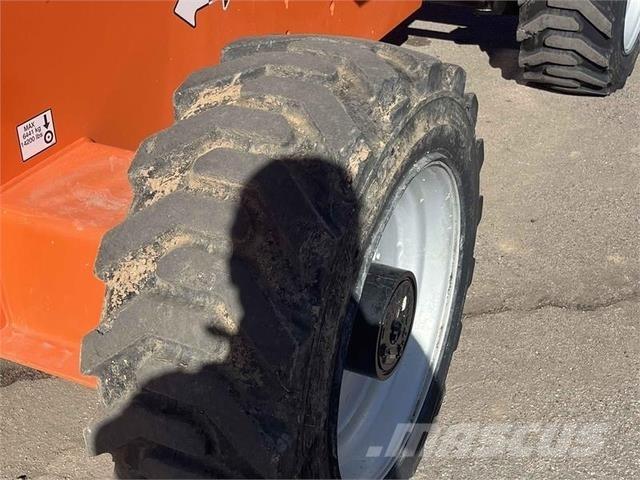 JLG 660SJ Telescoophoogwerkers