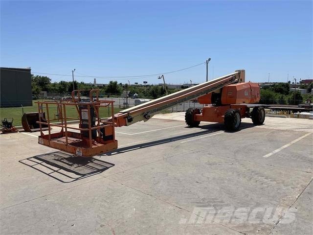 JLG 800S Telescoophoogwerkers
