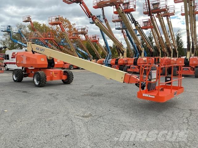 JLG 800S Telescoophoogwerkers