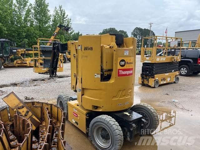 JLG E300AJP Knikarmhoogwerkers