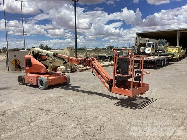 JLG E400AJPN Knikarmhoogwerkers