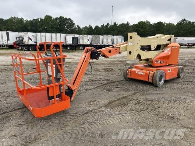 JLG E400AJPN Knikarmhoogwerkers