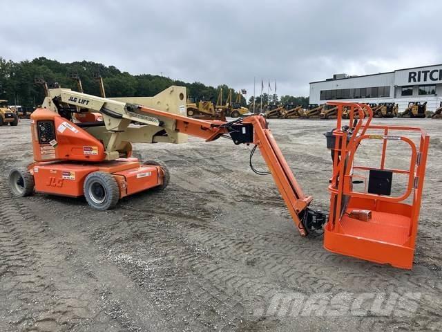 JLG E400AJPN Knikarmhoogwerkers