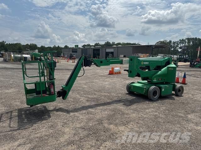 JLG E400AJPN Knikarmhoogwerkers