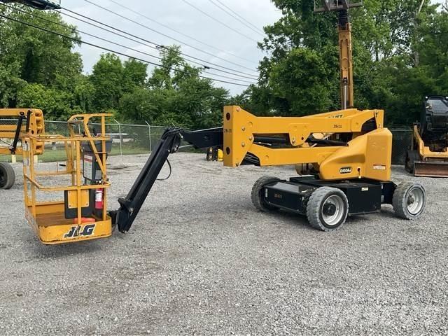 JLG E450AJ Knikarmhoogwerkers