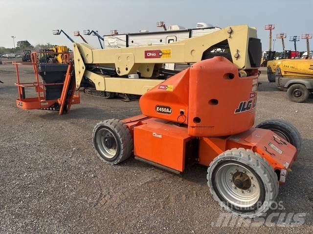 JLG E450AJ Knikarmhoogwerkers