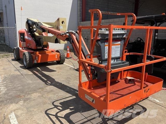 JLG E450AJ Knikarmhoogwerkers