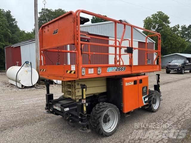 JLG ERT2669 Schaarhoogwerkers