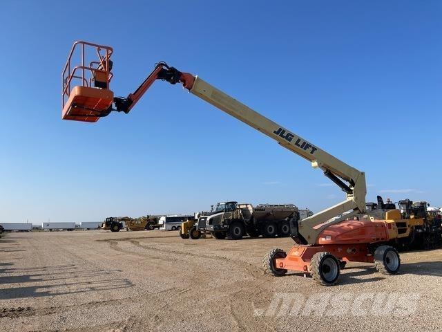 JLG M600JP Telescoophoogwerkers