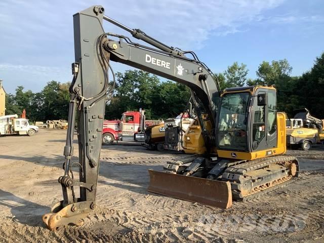 John Deere 135 Rupsgraafmachines