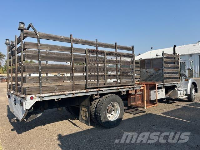 Kenworth T-300 Platte bakwagens