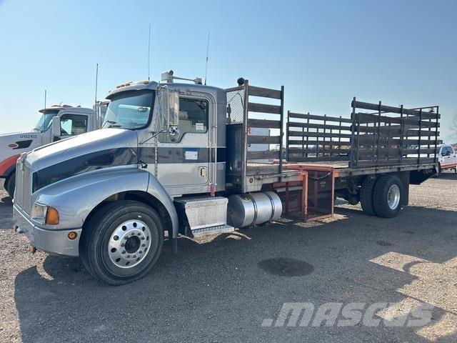 Kenworth T-300 Platte bakwagens