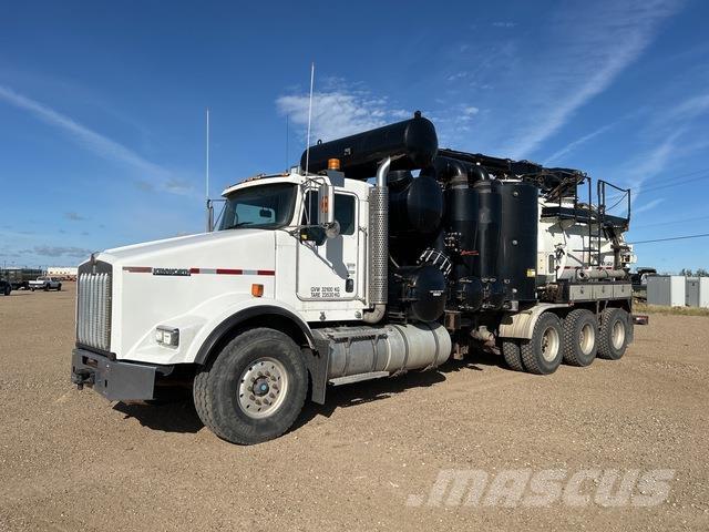 Kenworth T-800 Rupsgraafmachines
