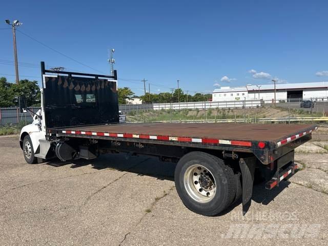 Kenworth T3 Platte bakwagens