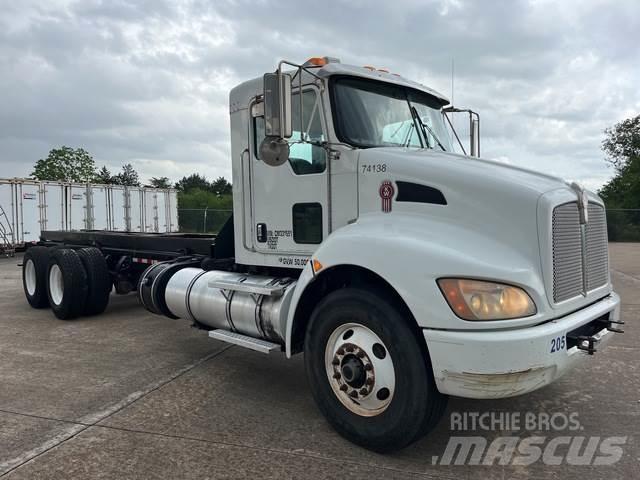 Kenworth T370 Bakwagens met gesloten opbouw