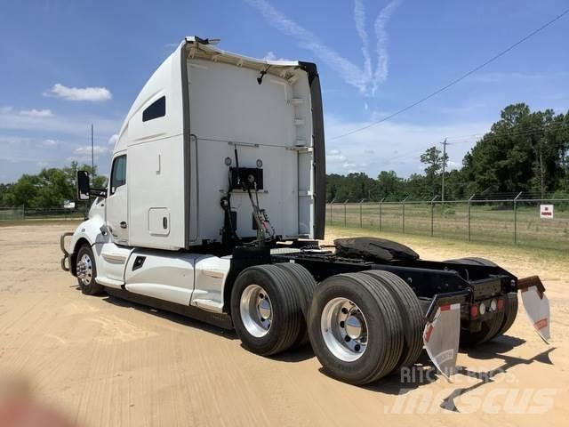 Kenworth T680 Trekkers