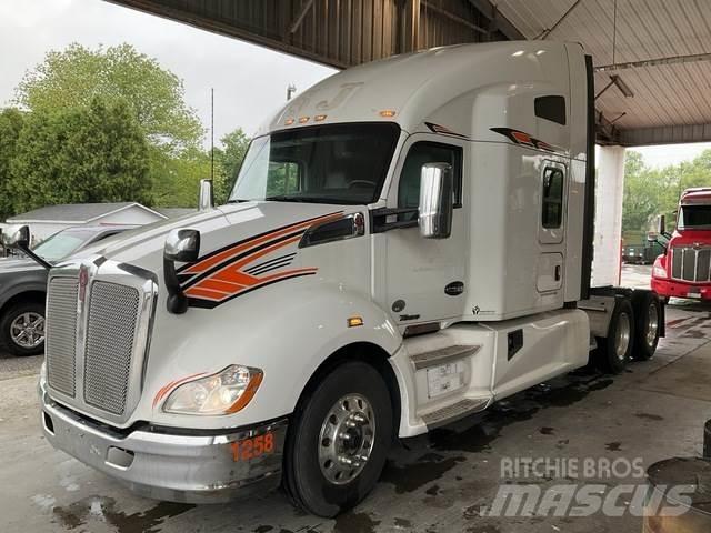 Kenworth T680 Trekkers