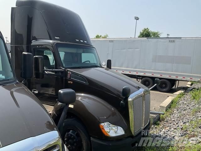 Kenworth T680 Trekkers