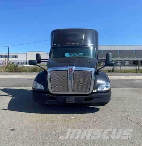 Kenworth T680 Trekkers