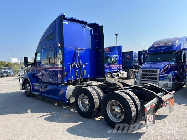 Kenworth T680 Trekkers