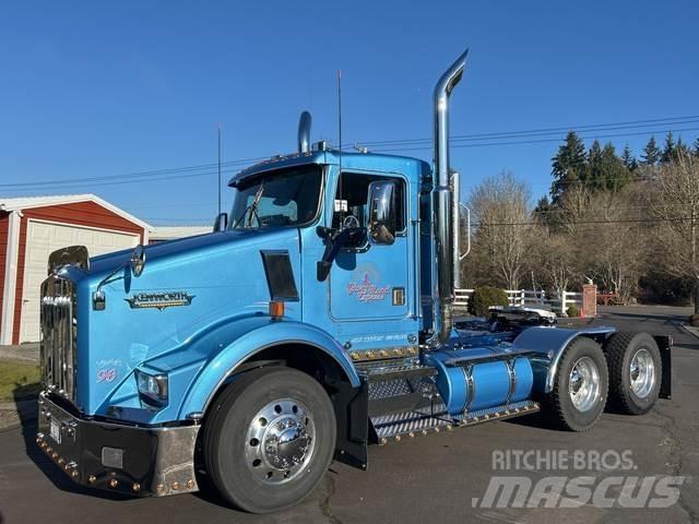 Kenworth T800 Trekkers