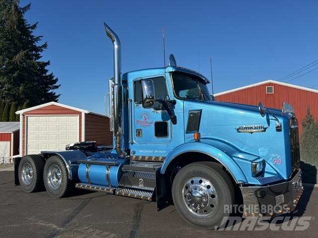 Kenworth T800 Trekkers