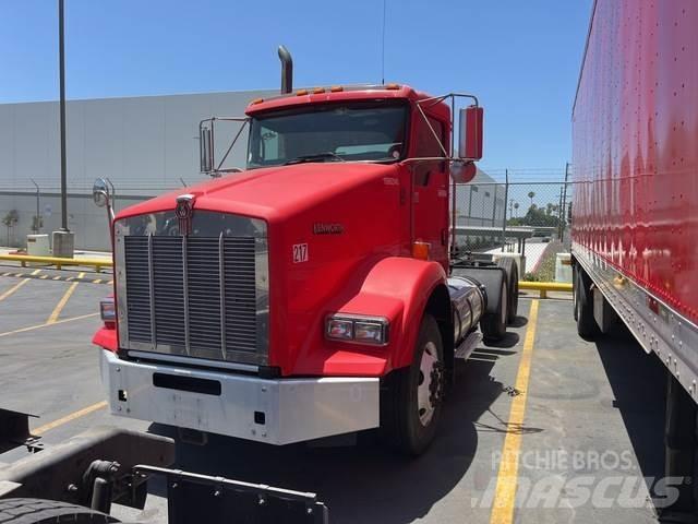Kenworth T800 Trekkers