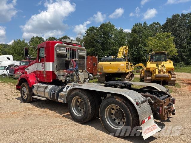 Kenworth T800 Trekkers
