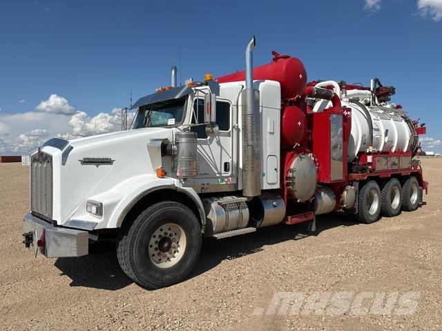 Kenworth T800 Rupsgraafmachines
