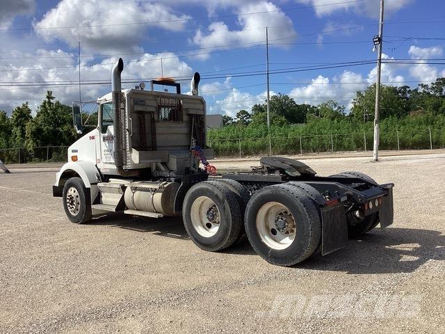 Kenworth T800 Trekkers