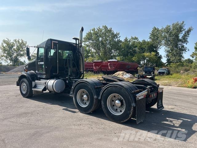 Kenworth T800 Trekkers