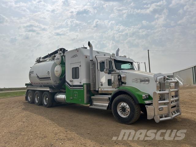 Kenworth T800 Rupsgraafmachines