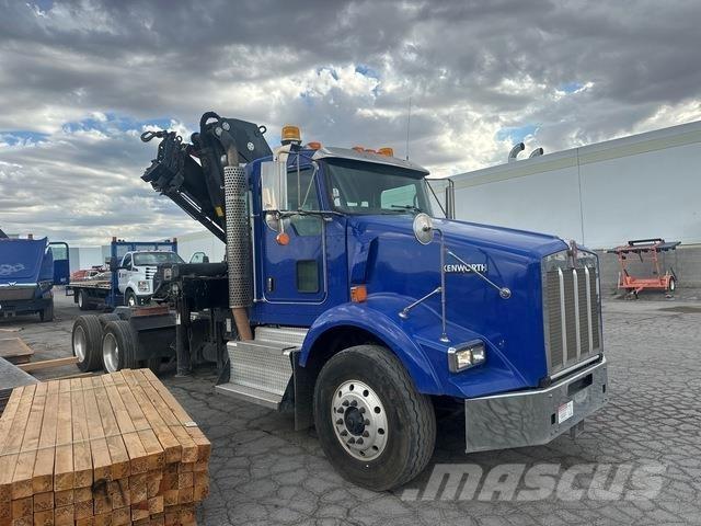 Kenworth T800 Vlakke laadvloer met kraan