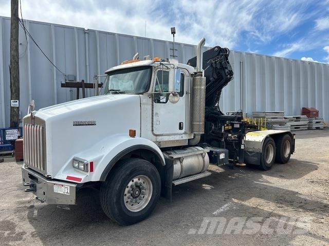 Kenworth T800 Vlakke laadvloer met kraan
