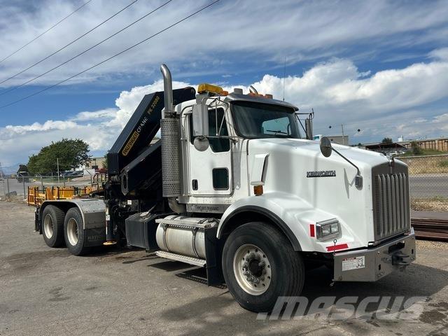 Kenworth T800 Vlakke laadvloer met kraan