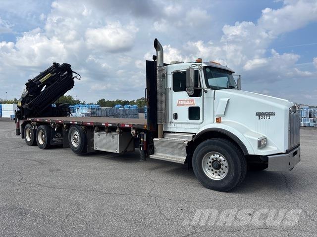Kenworth T800 Vlakke laadvloer met kraan