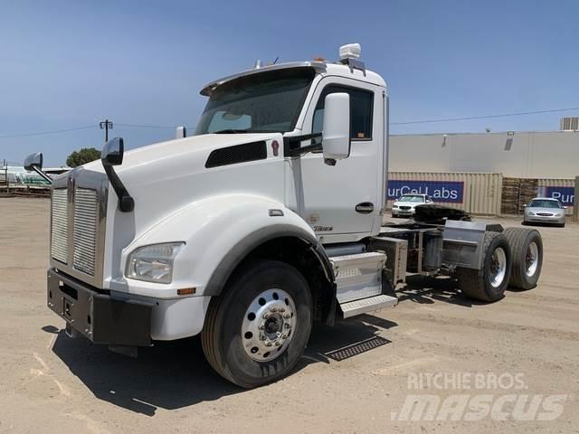 Kenworth T880 Trekkers