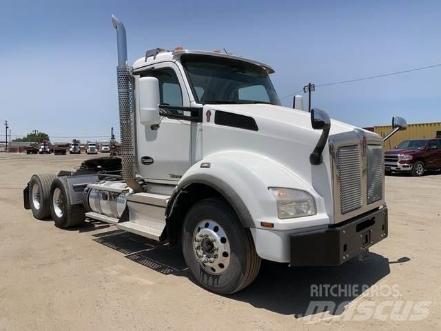Kenworth T880 Trekkers
