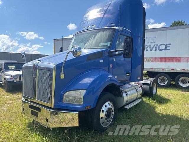 Kenworth T880 Trekkers