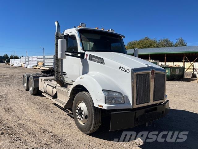 Kenworth T880 Trekkers