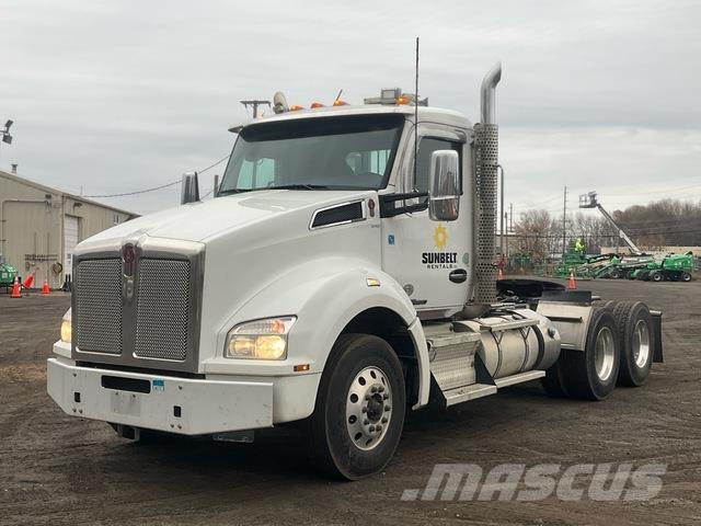Kenworth T880 Trekkers