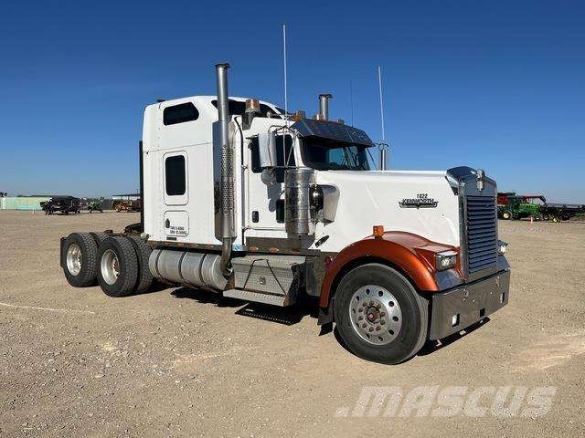 Kenworth W900 Trekkers