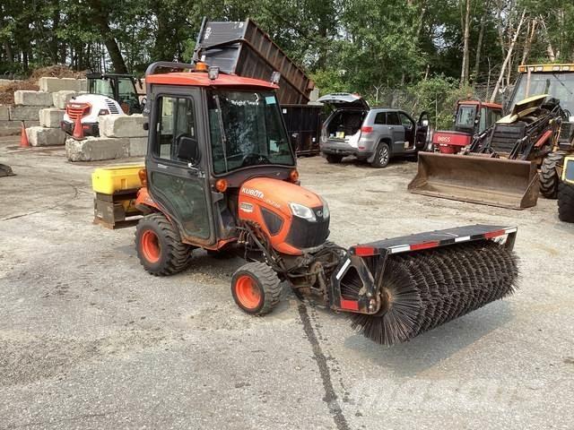 Kubota BX2380 Compacttrekkers