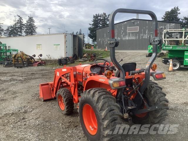 Kubota L2501 Compacttrekkers
