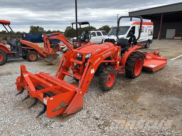 Kubota L2502DT Compacttrekkers