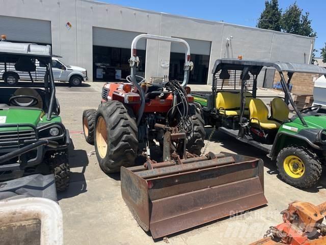 Kubota L3010D Compacttrekkers