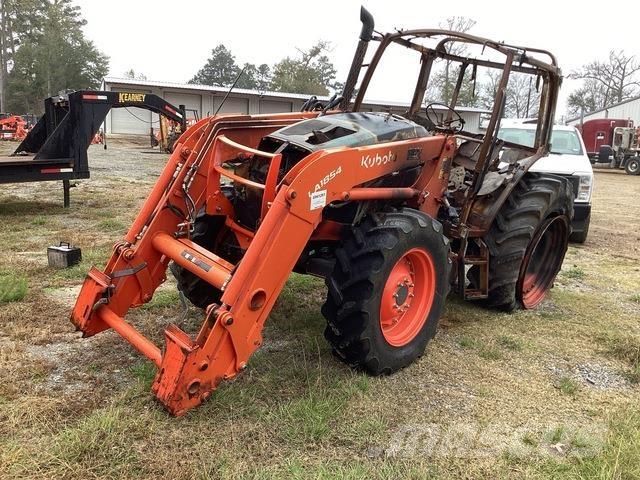 Kubota M5-111D Compacttrekkers