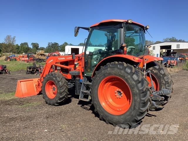 Kubota M6-141 Compacttrekkers